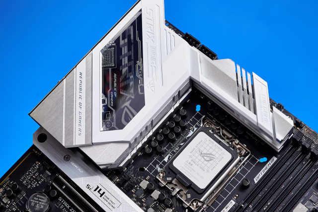 主板|三军未动粮草先行，浅谈Z690主板上的PCIe5.0