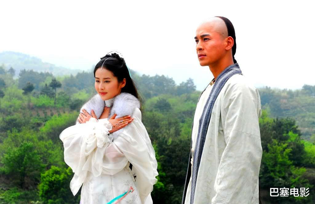 异域|别硬演“异域美人”，有人翩翩起舞一眼万年，有的还是把脸遮上吧