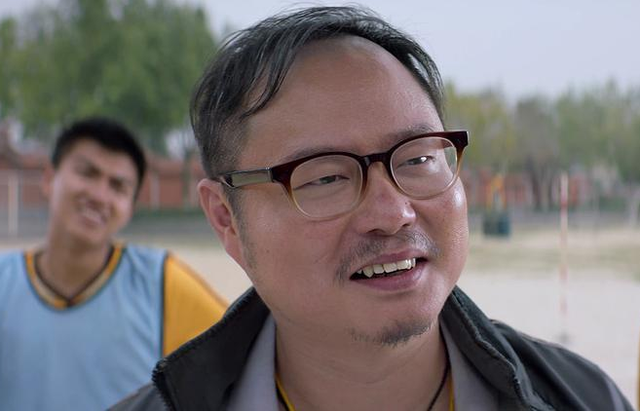 穿衣搭配|“中年油腻男”是什么样的？对照5条标准看看，一个不占要恭喜