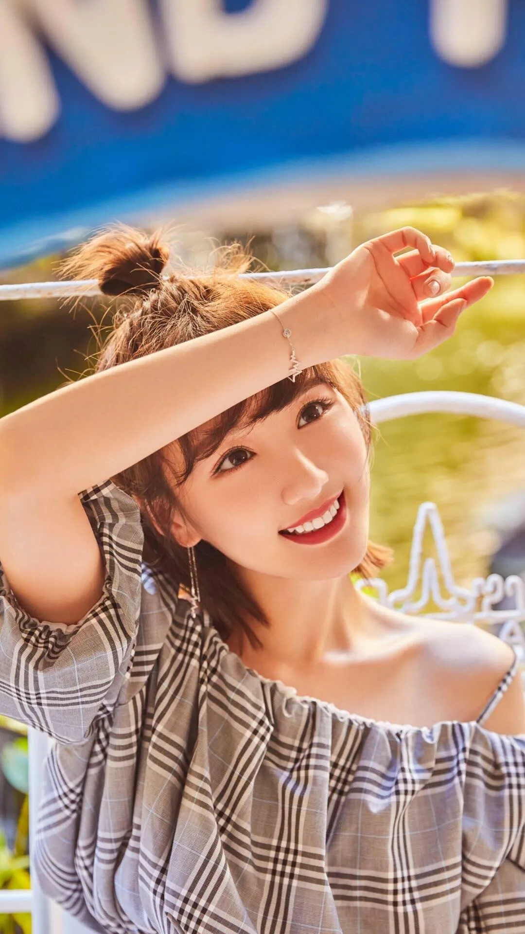 肖战|毛晓彤，性感丰满，成熟妩媚，高清写真，不知道谁会得到她