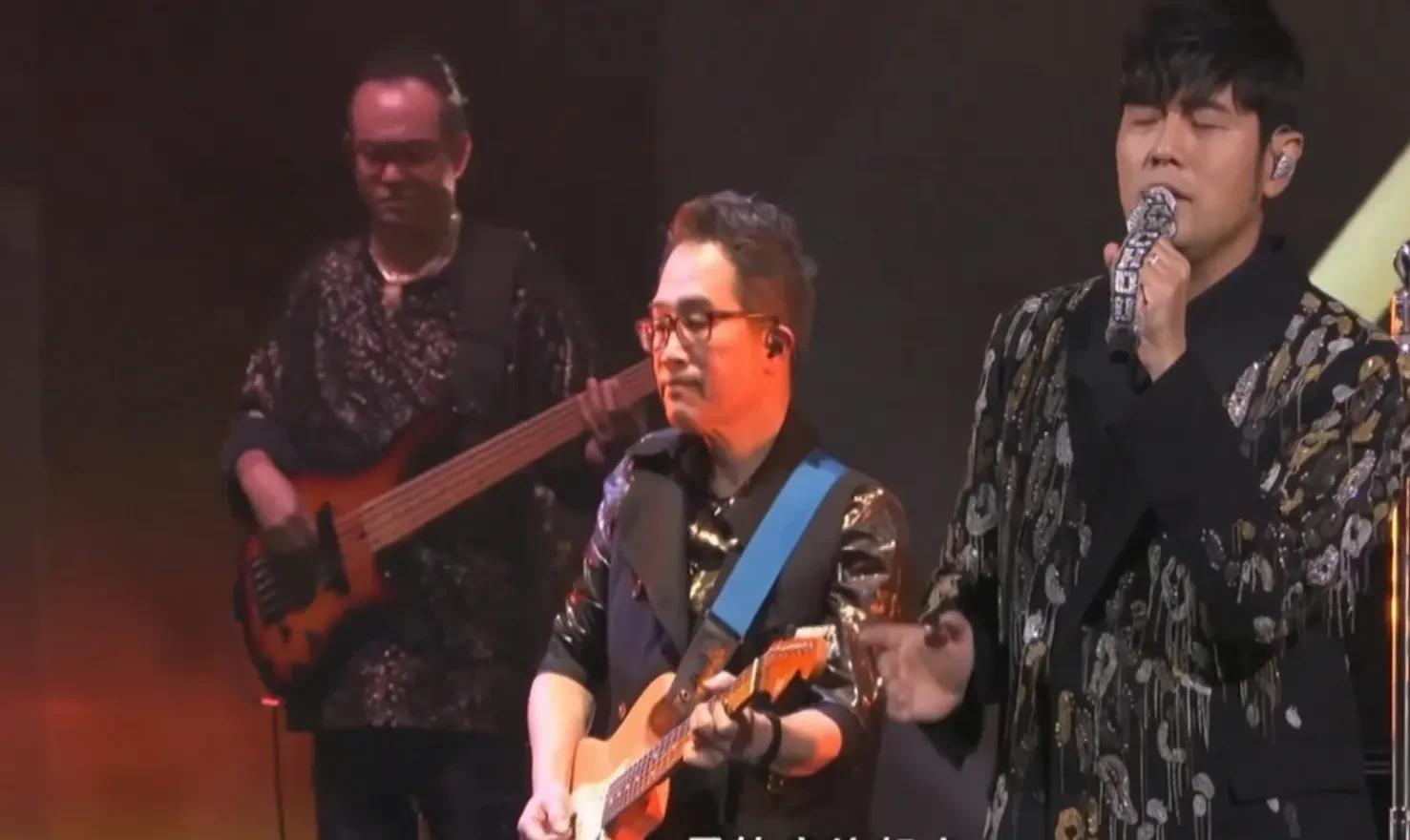 明星|一场音乐盛典8位明星遭遇尴尬，暴露娱乐圈三大真实现状