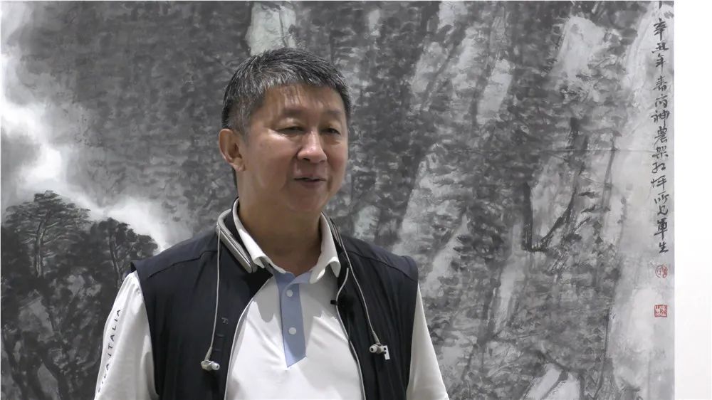 艺展中国 八位艺术家用艺术的神奇力量把“大美神农架”搬到了湖北美术馆