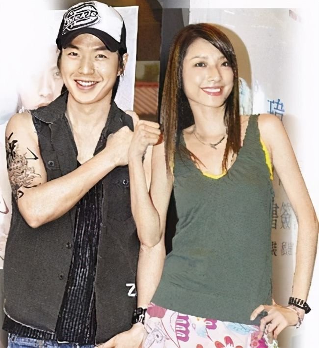 赵露思|李威：为去世女友连续庆生12年，今39岁仍单身