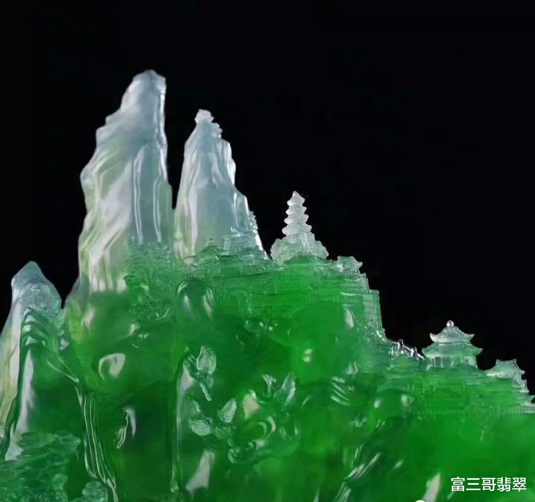 玉雕|都知道翡翠有艺术价值，你知道它的艺术价值是怎么体现的吗？