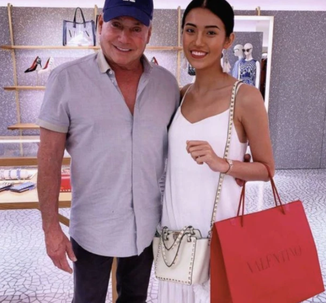 大眼睛的阿妹 26岁“越南小姐”和72岁美国富翁结婚，网友：大棚乱了四季，金钱乱了年纪