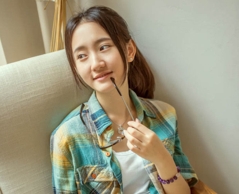 唯美育儿|35岁女同事的择偶标准：有车有房，彩礼35万，年薪30万！