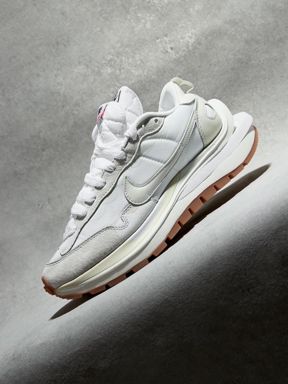 FLIGHTCLUB中文站|悄悄起飞!sacaixNike市价破万!「原价左右」能买的只剩这几双了!