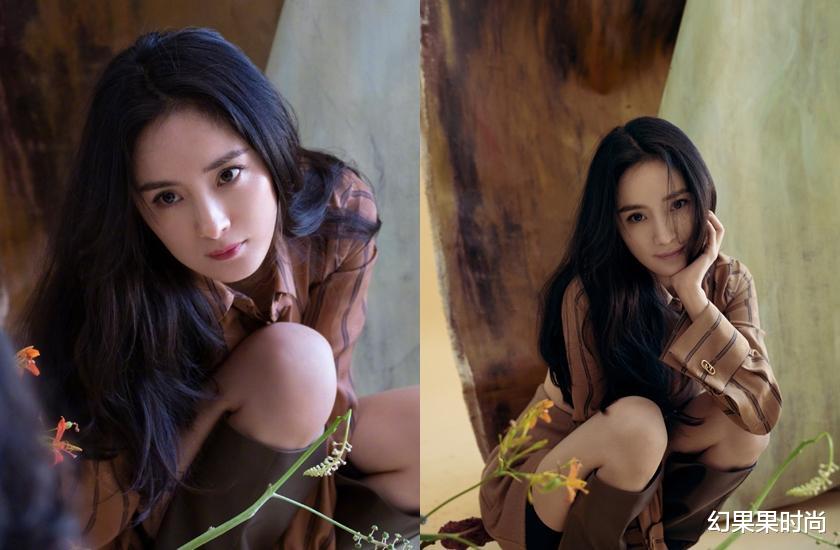 幻果果时尚|杨幂最新封面照「满满网拍感」让粉丝尴尬癌全发作了