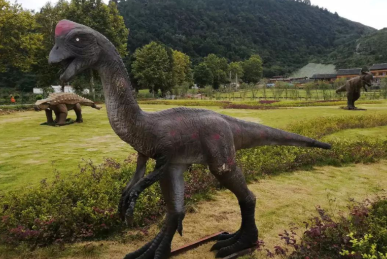 恐龙|哪种杂食性恐龙最大？