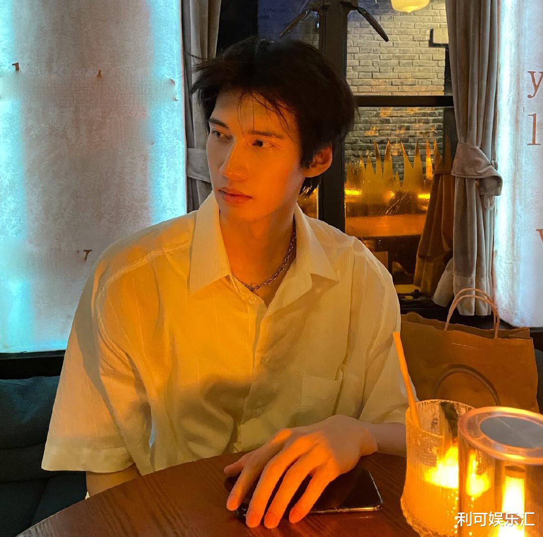 周扬青|周扬青《女恋》新约会对象身份曝光！曾参加《创4》，比女方小6岁