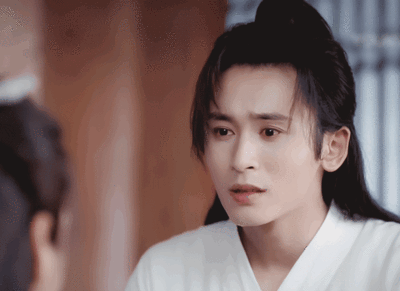 赵薇|同样开公司，赵薇李冰冰旗下人才济济，为何周迅的艺人“捧不红”