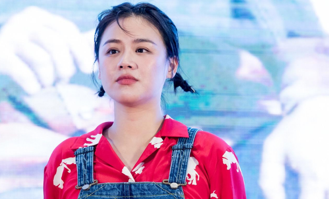 马思纯|马思纯瘦身成功，摆脱微胖标签，少女感满满，原来明星是胖着玩的