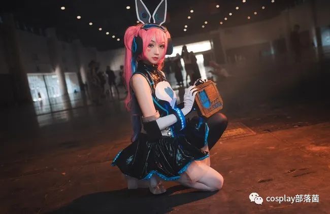 漫展|cos：漫展安琪拉，好想抱回家呢