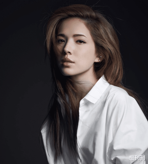 李沁|台湾8位神颜女星却红不了，志玲姐姐30+才成名，湾圈怎么回事？