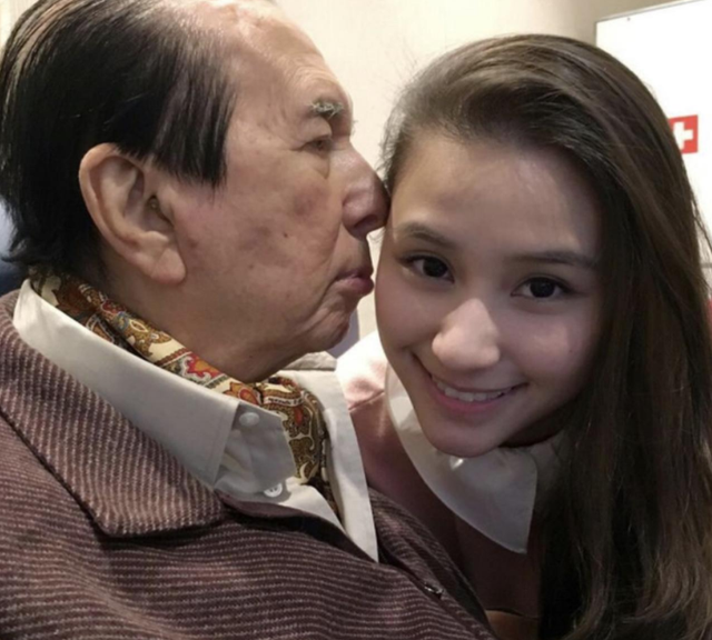 何超盈|赌王女儿何超盈终于瘦身成功，减掉一半的自己，减肥后像变了个人