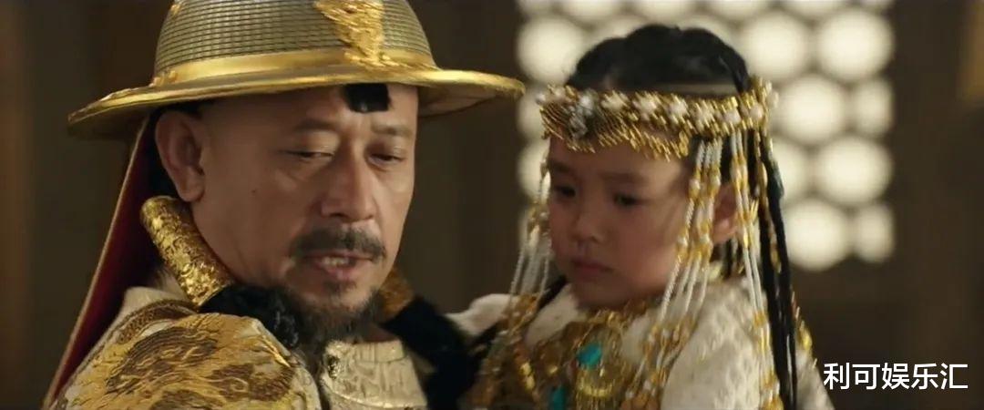 关晓彤|关晓彤新片票房扑街，豆瓣满屏吐槽，比《阿修罗》还烂的电影诞生了