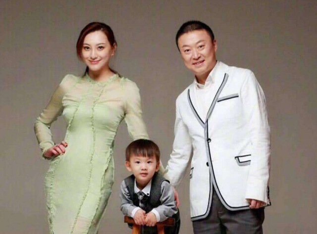 李靓蕾|张宁益发文力挺李靓蕾！内涵奥运冠军前夫不要脸，曾因财产打官司