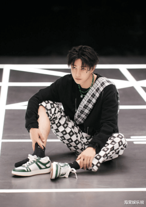 王一博|恭喜!王一博告黑粉胜诉,唐某赔偿15000元,却被嫌弃赔得太少了