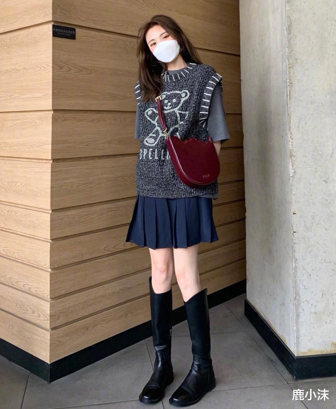 鹿小沫|开学不知道怎么穿？送你8套早秋穿搭模板，照着穿时髦不重样