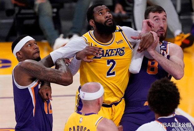 安东尼·戴维斯|34分11板！浓眉哥神了，22投11中打崩太阳，詹姆斯安心退位吧