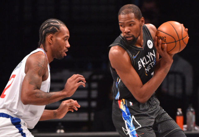 凱文·杜蘭特|巔峰杜蘭特能否打爆倫納德？看完33次交手記錄，才發(fā)現(xiàn)他被高估了