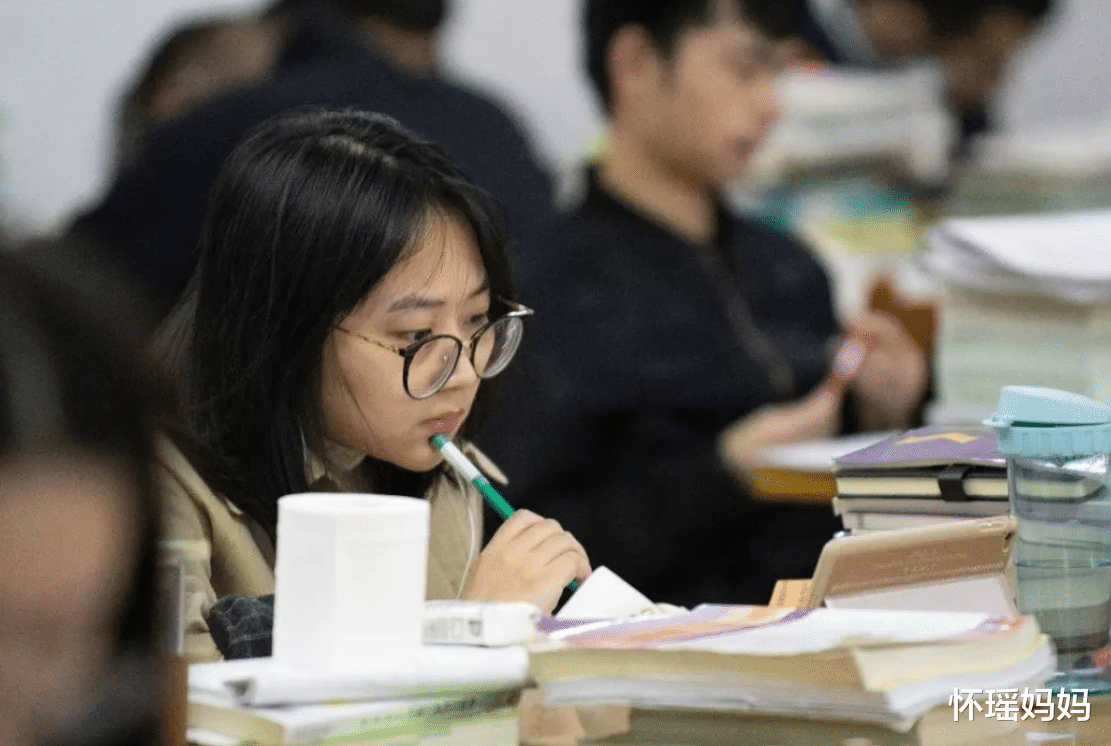 穿衣搭配|经历过才明白，读研3年VS工作3年差距不是一星半点，希望你没选错