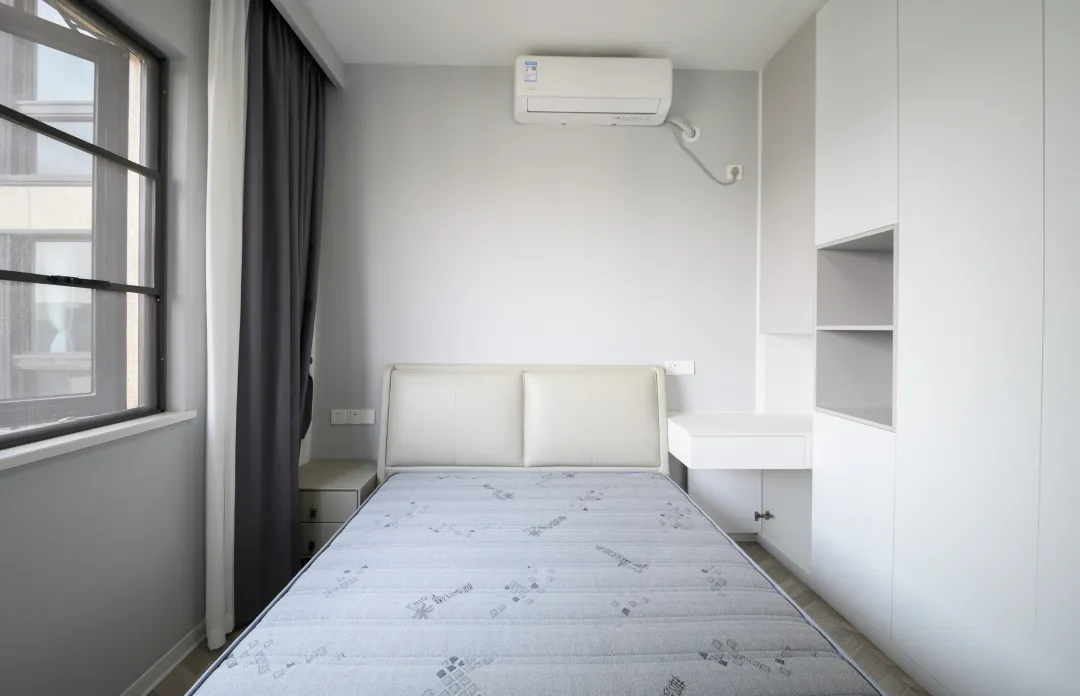 120㎡黑白灰三居，业主喜欢的高级范