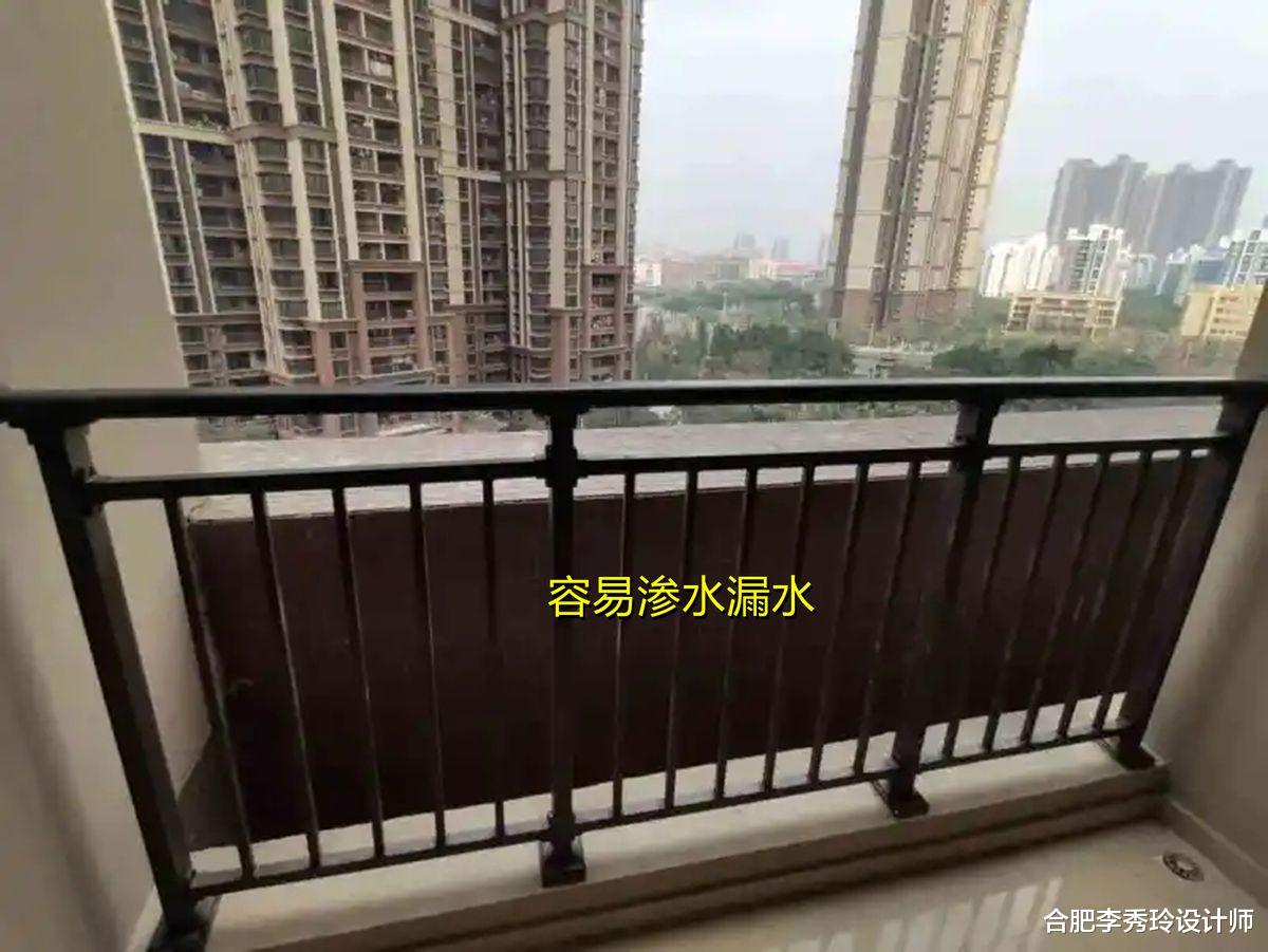 合肥李秀玲设计师|收房时在阳台伸头往外看，才发现腰线离我家30公分，挡光又挡视野