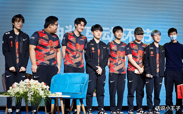 打野|“卡萨想卖都卖不出去”，知情人爆料：卡萨才是TES的内鬼！400万都买不到打野