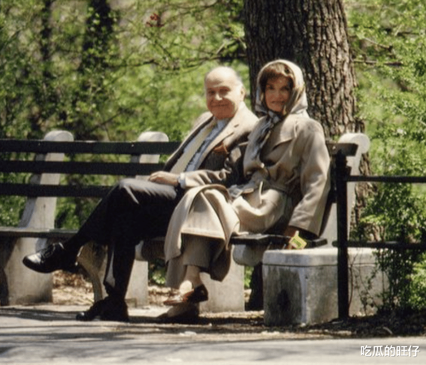 杰奎琳|精明的杰奎琳为钱下嫁船王，结果阴沟里翻船，反被算计得人财两失