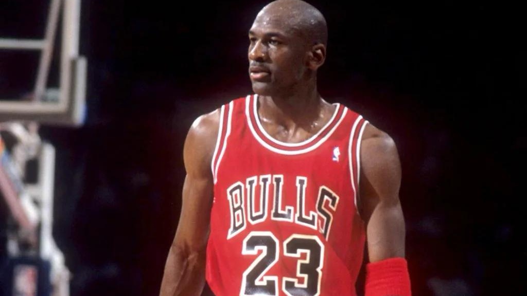 勒布朗·詹姆斯|美媒列出了六大巨星谁更适合担任替补，杜兰特库里詹姆斯均前三