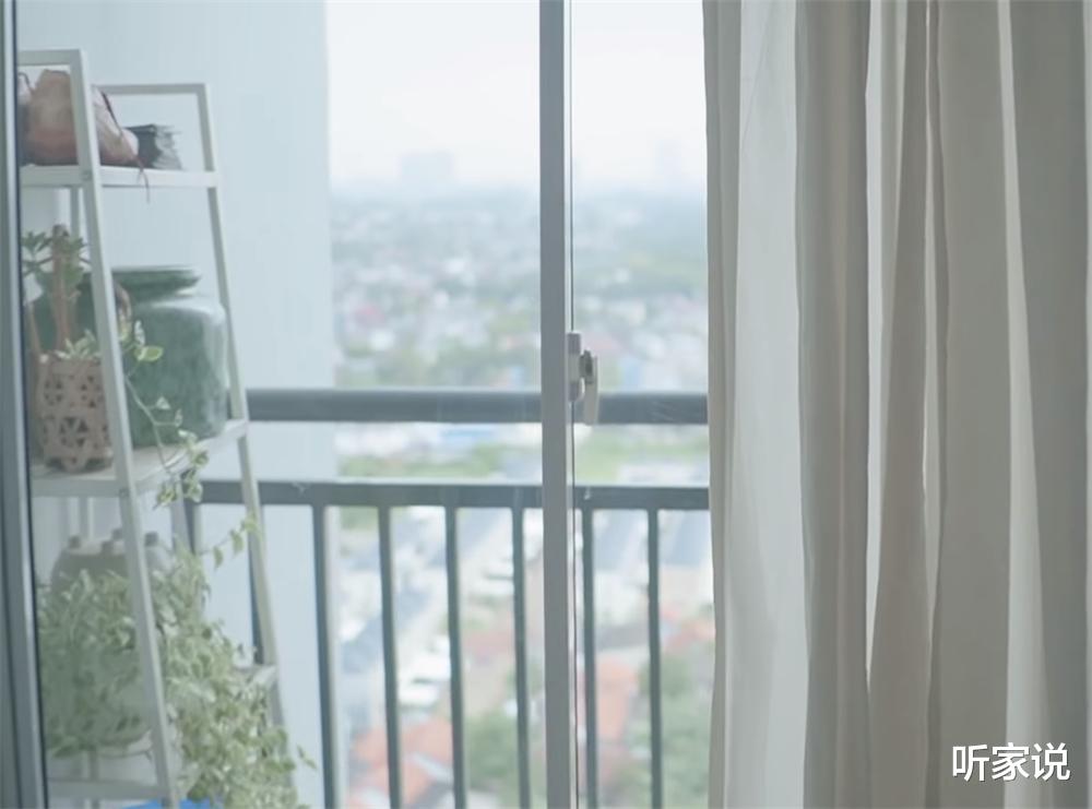 80后夫妻“穷装”24㎡蜗居，家虽小却坚持收拾，入住3年干净如新