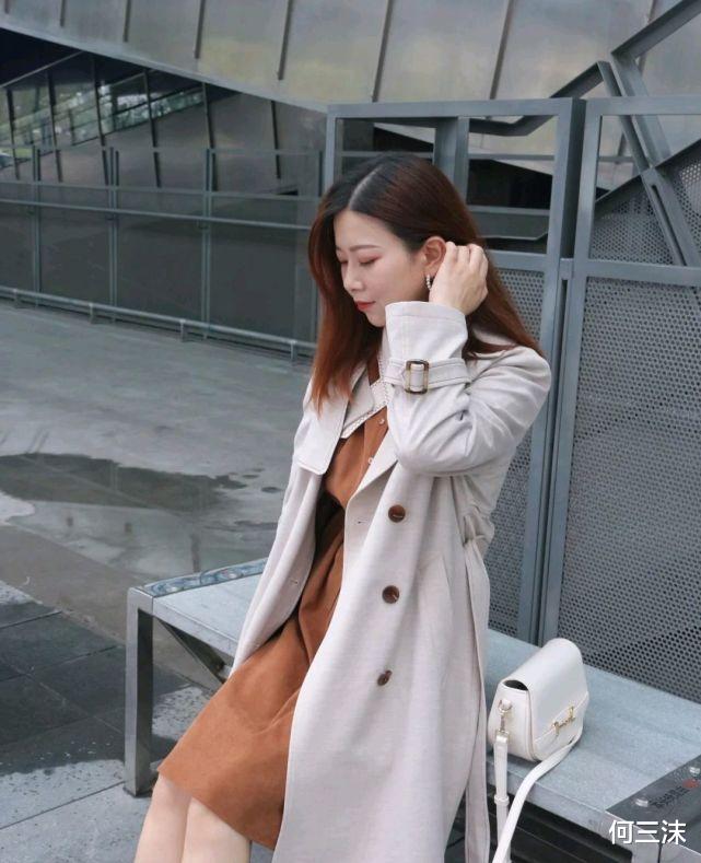 何三沫|小个子女生想要穿出高级感,并不是一味地扮嫩,优雅穿搭就很好看