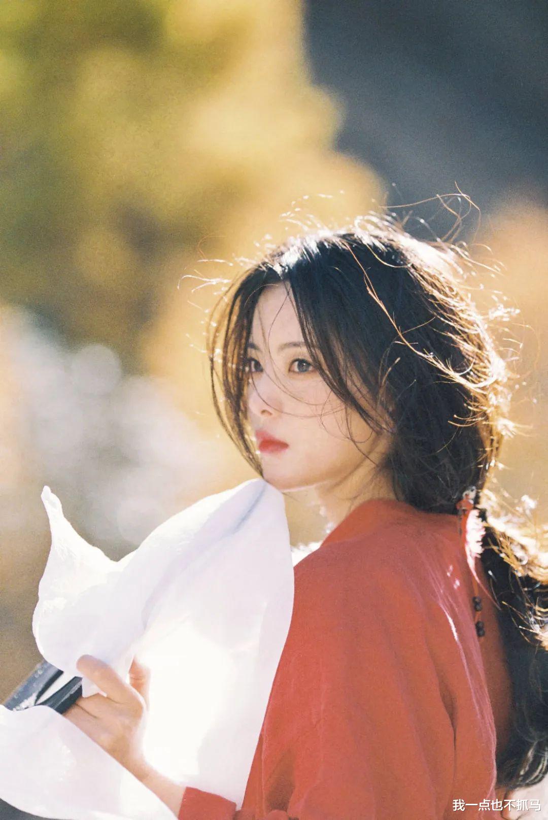 杨超越|杨超越：好看的女生，都有一个共同点