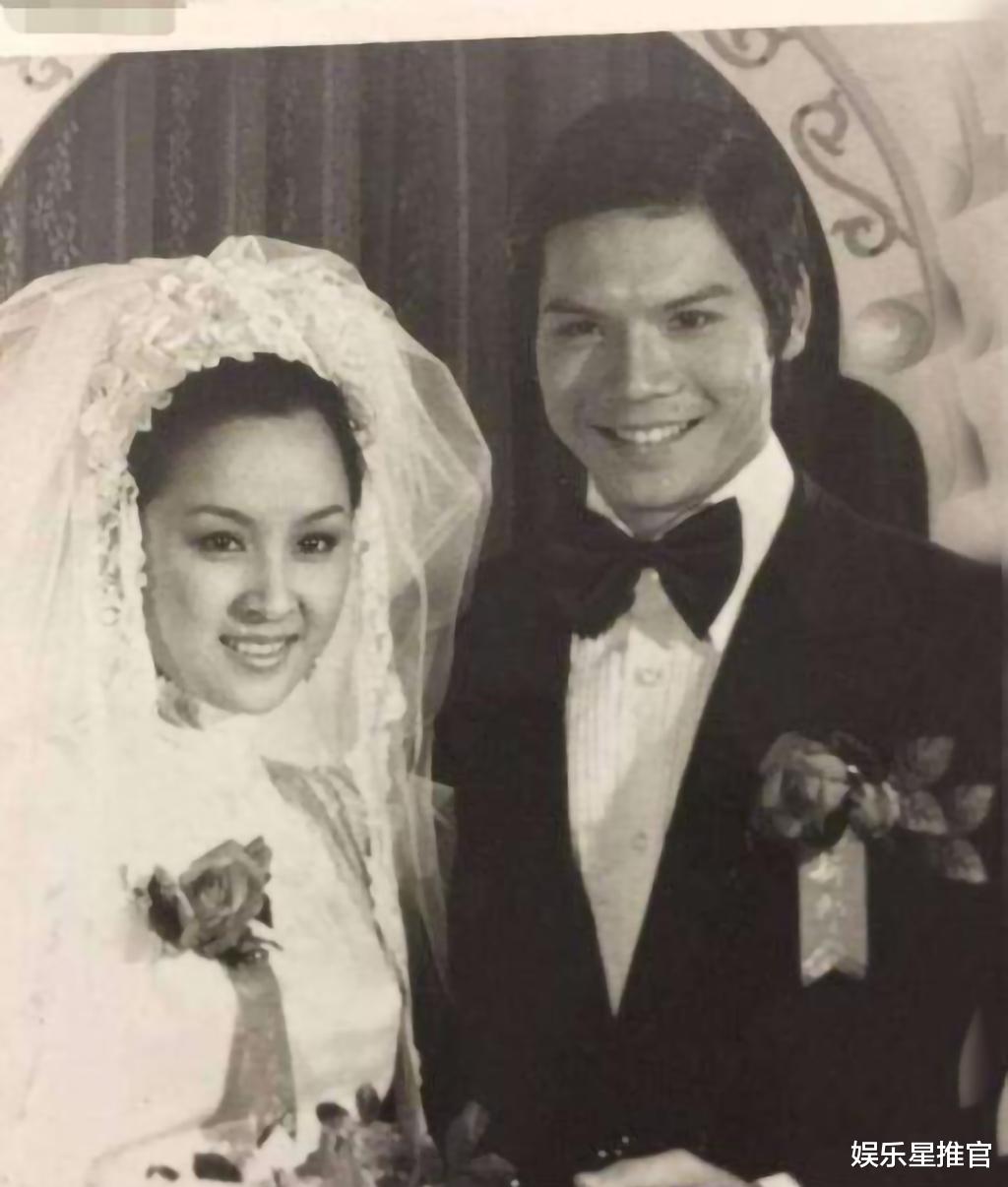 周星驰|周星驰和向华强究竟谁更厉害？洪金宝一席话锤出幕后大佬，人人都尊称一声“三爷”