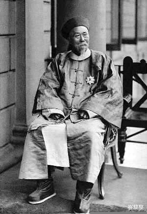 李鸿章|妹妹貌丑大脚嫁不出去,哥哥心疼娶了她,生的儿子却影响中国40年