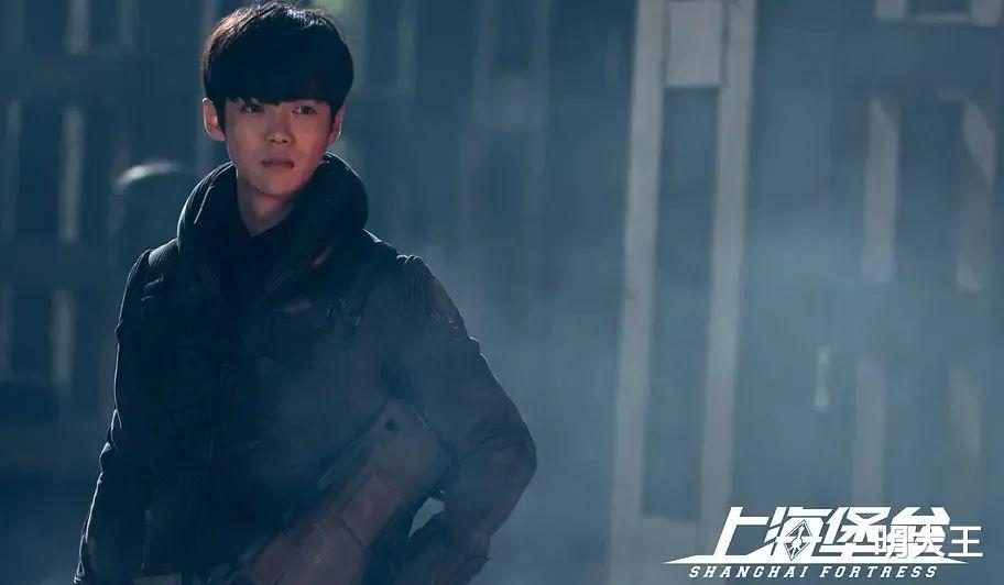 图兰朵|《图兰朵：魔咒缘起》票房和口碑扑街，关晓彤走了鹿晗的老路