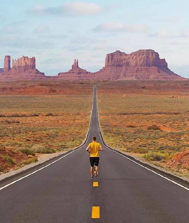 一员肌肉猛将|每天夜晚5公里,一年后身体会发生什么变化?不妨试着了解一下