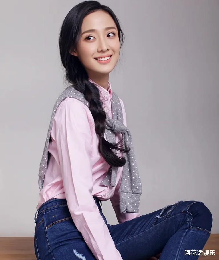 李嘉欣|靳东《多喝热水》将开机，首度合作女主李沁，两大女配也是实力花！