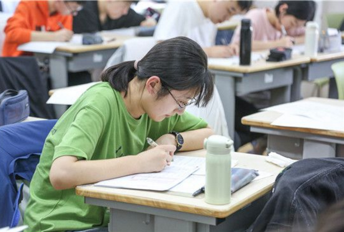 大学|教育部通知，高中生迎来4个“变化”，想上大学可能变得更难了