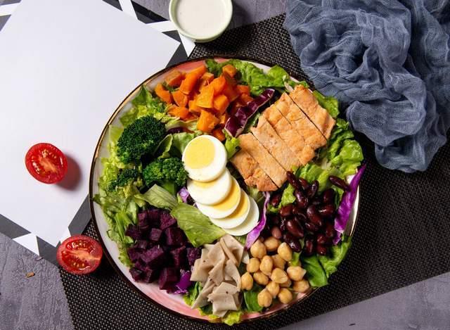 鸡胸肉|小伙伴三个阶段瘦了40斤,这样的方式瘦下来能够长期保持