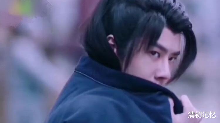 有翡|《有翡》周翡的成功靠的是什么?她的坚韧与不懈,让她越挫越勇