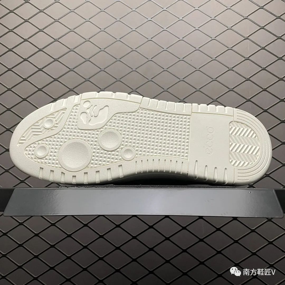 南方鞋匠 ECCO爱步柔酷系列,不止于舒适,增添更多前卫与创新?