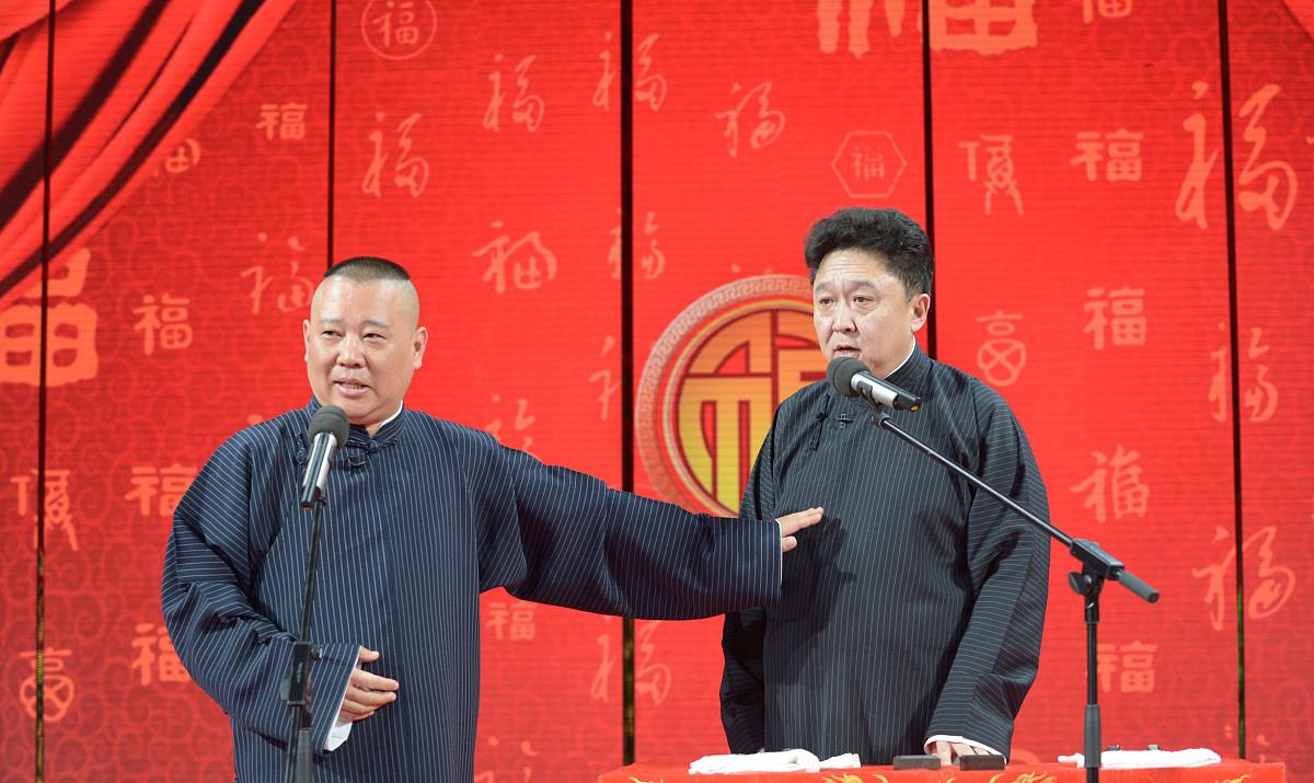 央视春晚|央视春晚唯一敢返场的相声演员，当时导演吓坏了，观众却过足了瘾