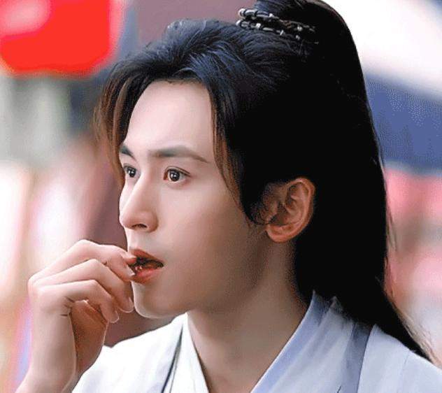 张哲瀚|张哲瀚，你是“红”过头了