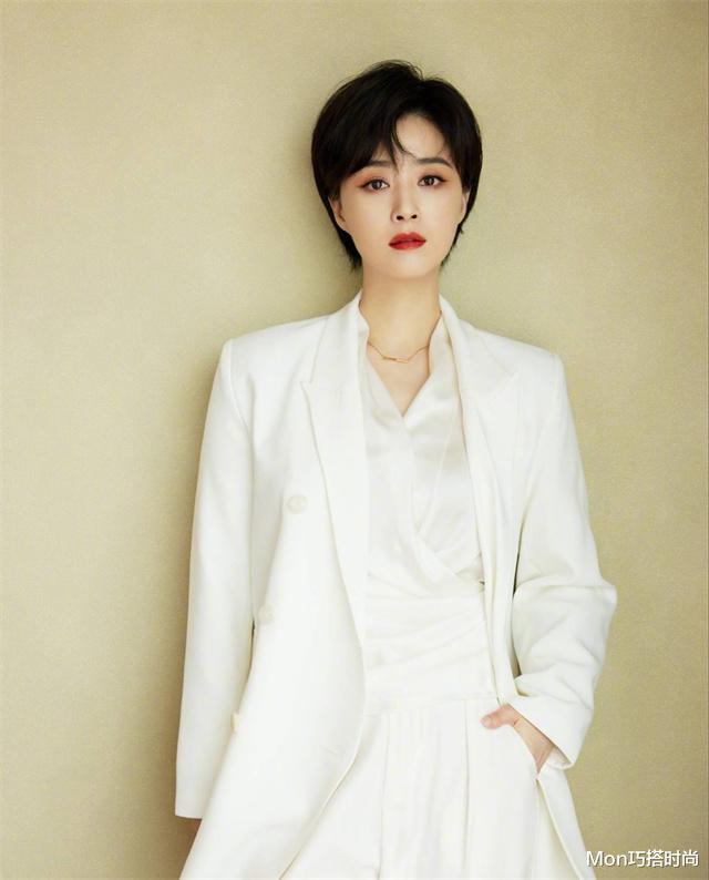 短发 40岁女人短发和长发怎么选？避开这几个“雷区”，不仅时髦还减龄