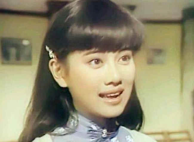 陈松伶|爆红时被经纪人骗光家产，后嫁小8岁男友，如今48岁身家过亿