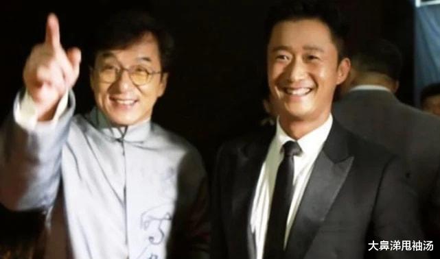 吴京|吴京亮相成龙电影周，被冻到转圈遭成龙吐槽，透露两人将有大合作