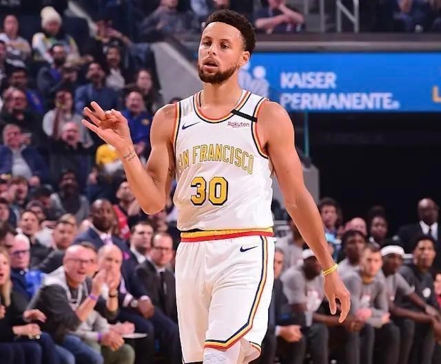 萌听小c姐|NBA如今高薪满天飞，但真正值5000万年薪的球星，顶多4人