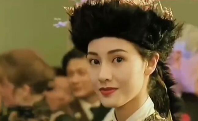 唐艺昕|李嘉欣从17岁到55岁的容貌变化，31岁是颜值巅峰